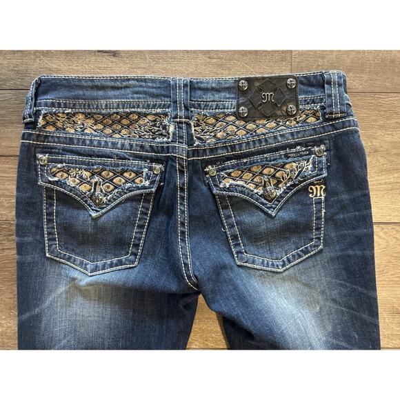 Miss‎ Me Boot Cut Jeans Thick Stich Low Rise Size 32 - Picture 6 of 8